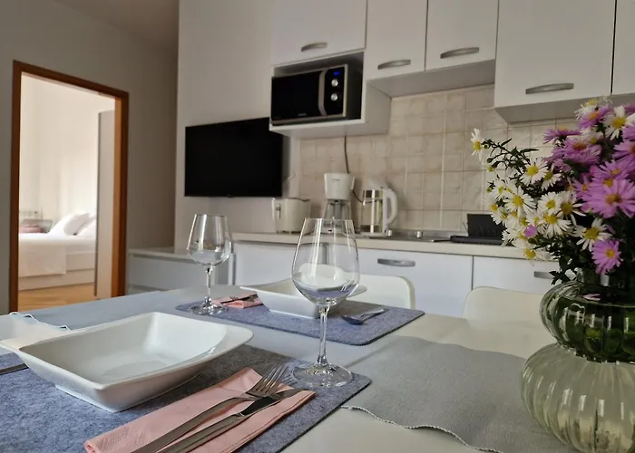 Appartement Nadija *