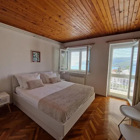 Nadija Apartment