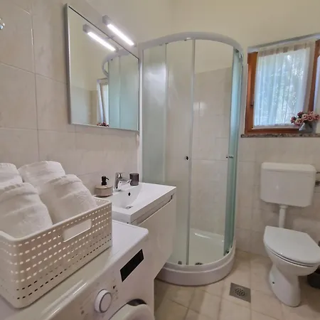 Apartment Nadija *