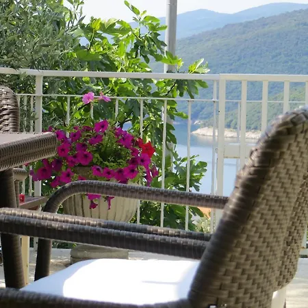 Apartment Nadija Rabac